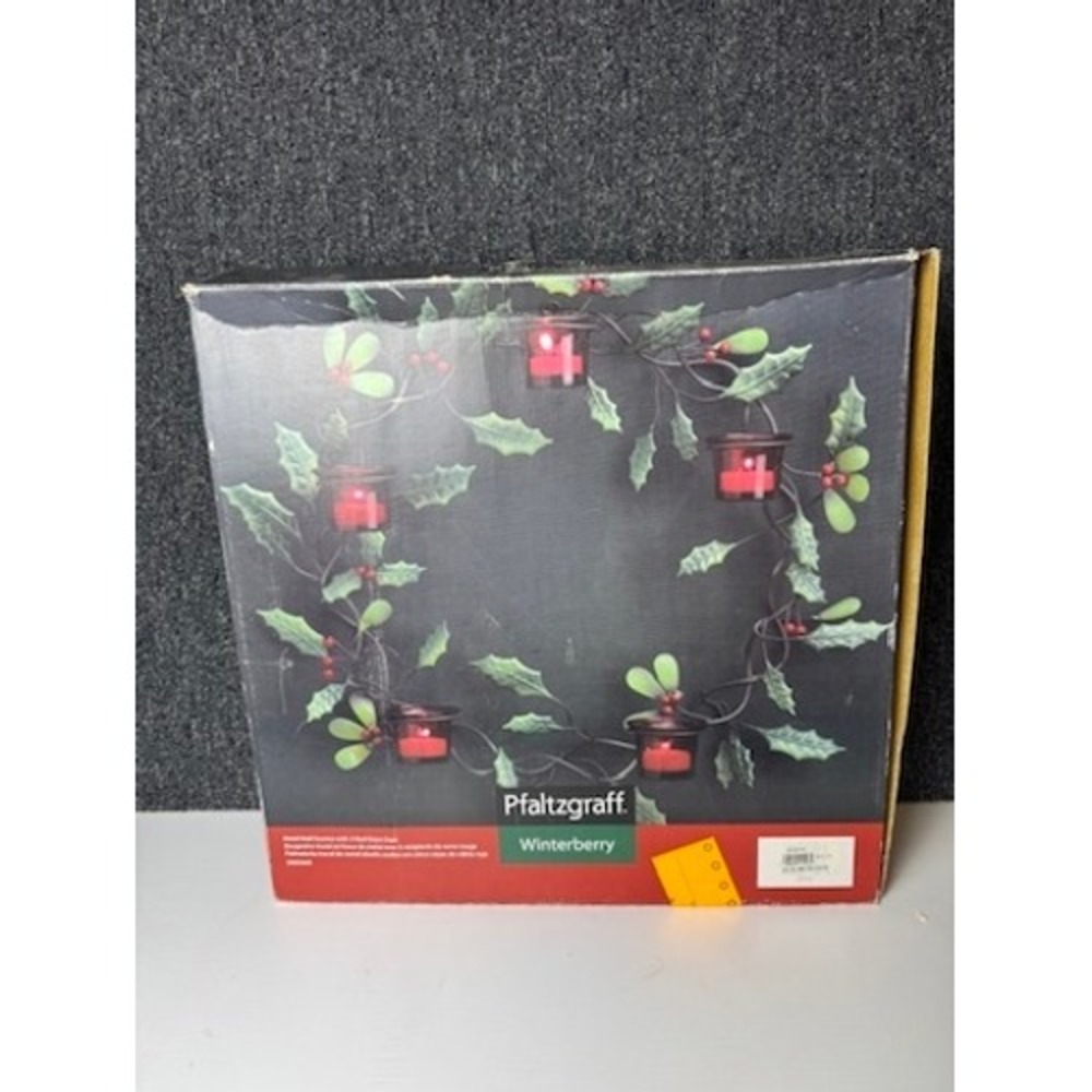 Pfaltzgraff Winterberry Metal Wall Sconce Wreath 5 Red Glass Cups 17in